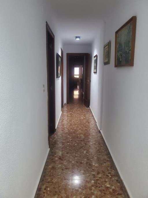 Lovely Bedroom In A Shared Apartment In The Center Of Alicante Zewnętrze zdjęcie