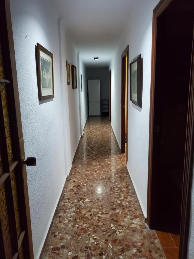 Lovely Bedroom In A Shared Apartment In The Center Of Alicante Zewnętrze zdjęcie