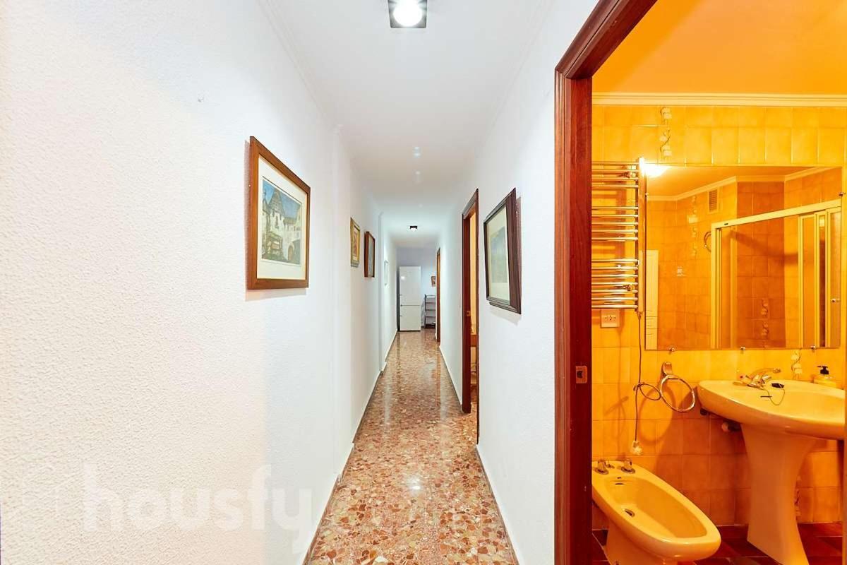 Lovely Bedroom In A Shared Apartment In The Center Of Alicante Zewnętrze zdjęcie