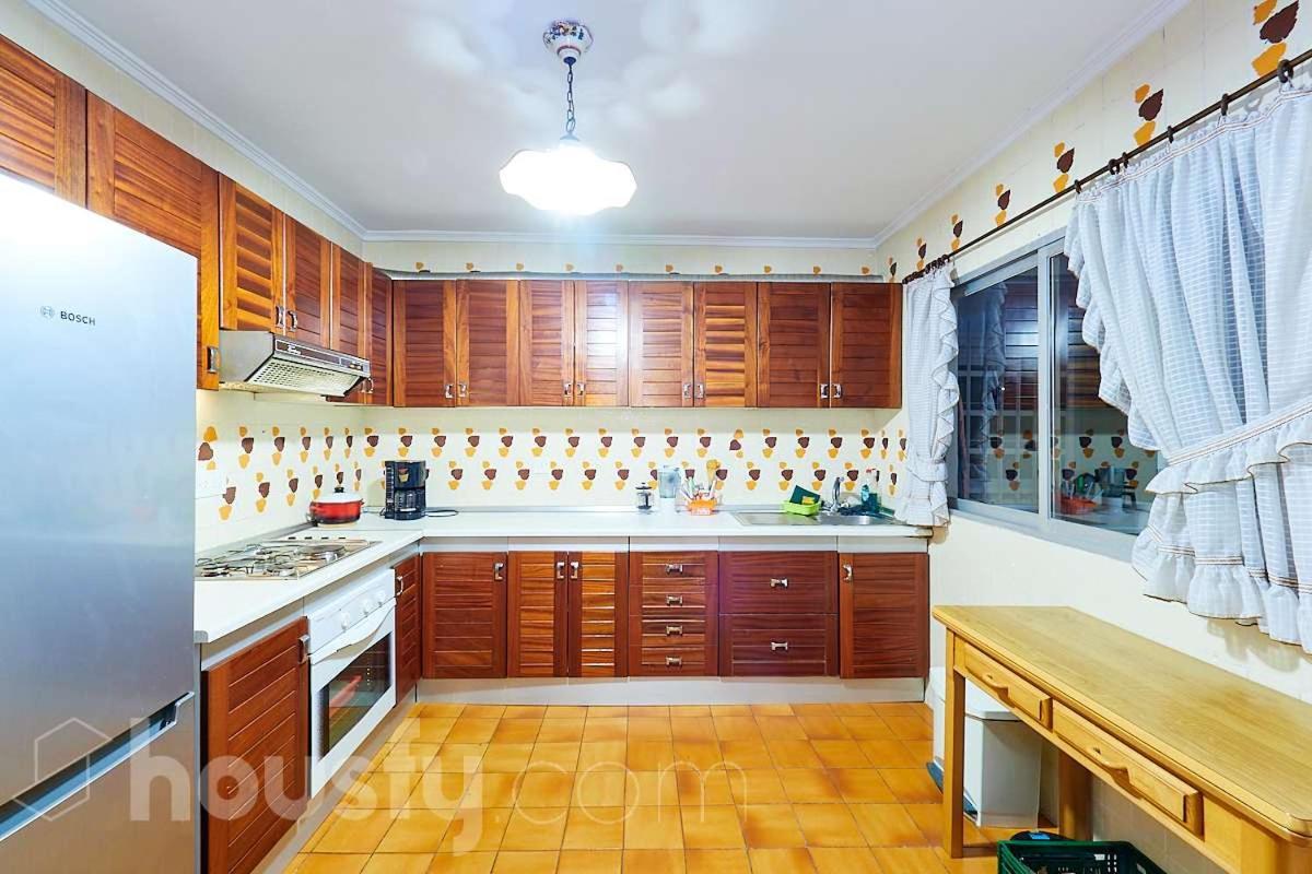 Lovely Bedroom In A Shared Apartment In The Center Of Alicante Zewnętrze zdjęcie