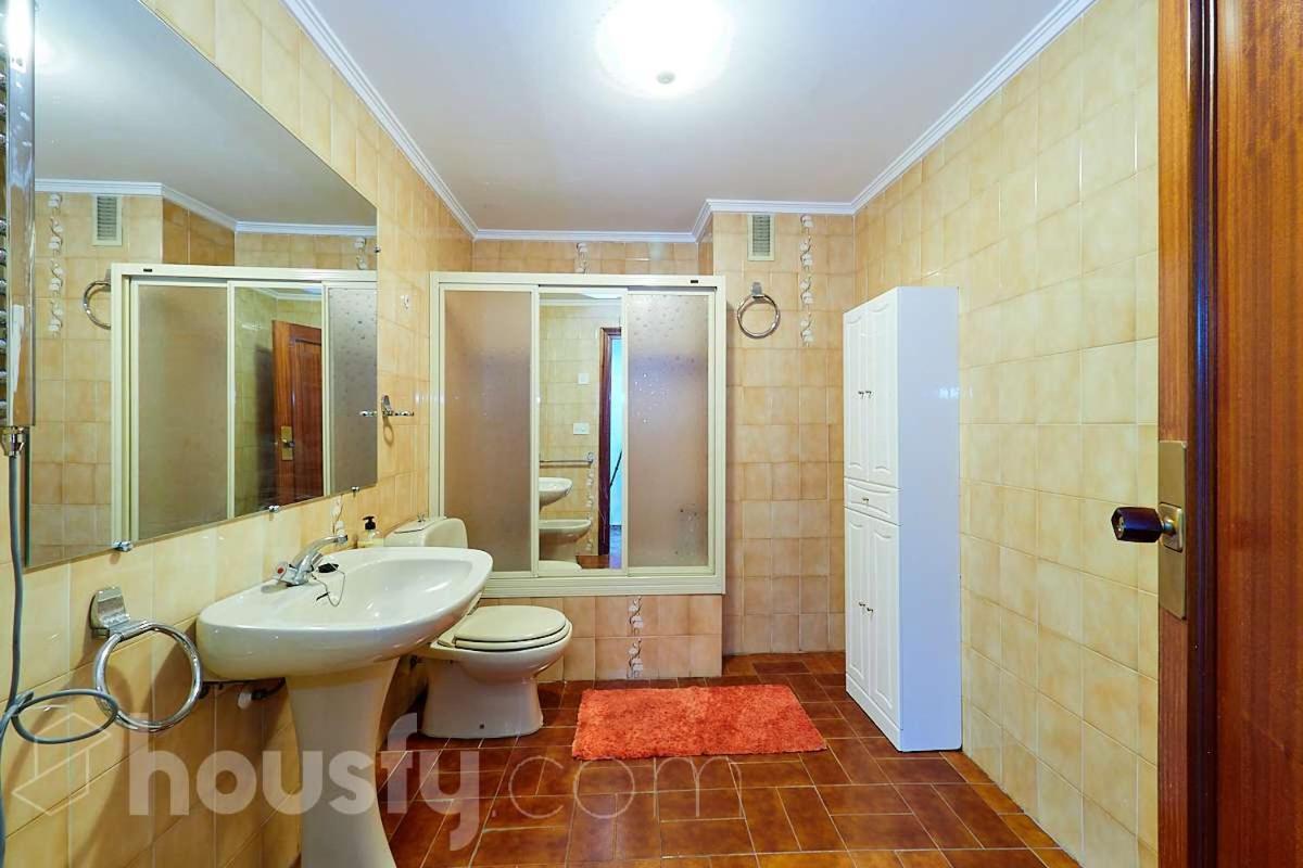 Lovely Bedroom In A Shared Apartment In The Center Of Alicante Zewnętrze zdjęcie